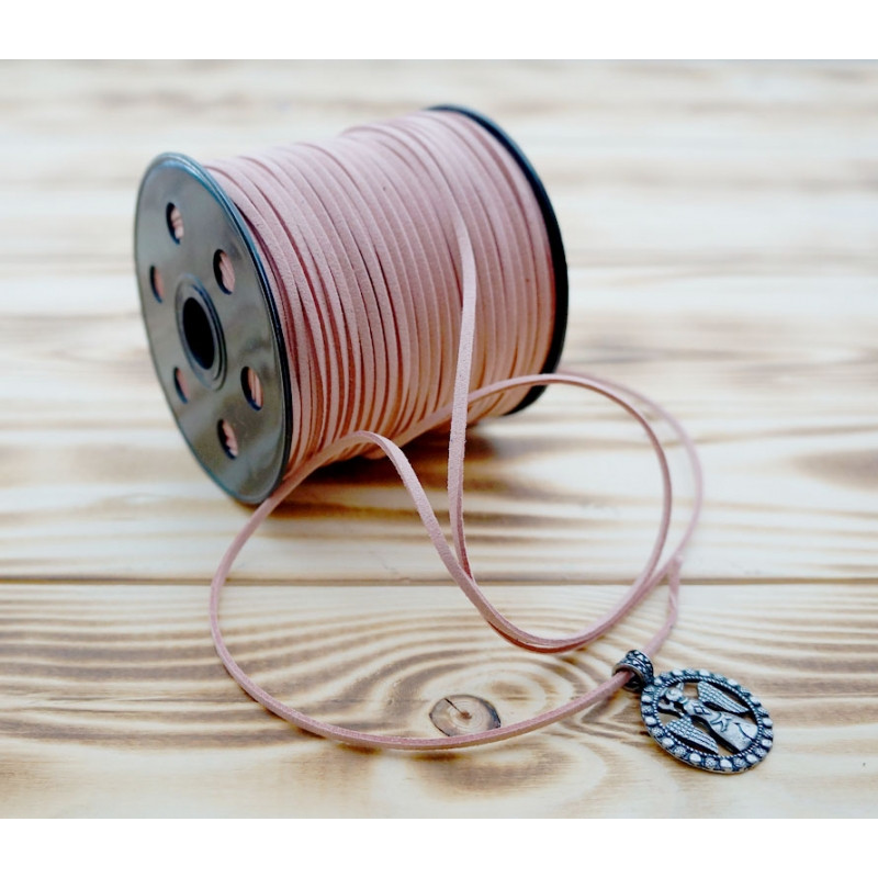 Велюровий шнурок на котушці довжина 90 метрів Світло рожевий