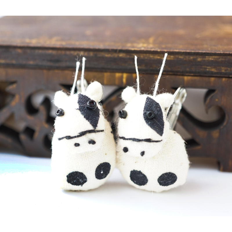 Сережки ганчіркові Корівка Біла