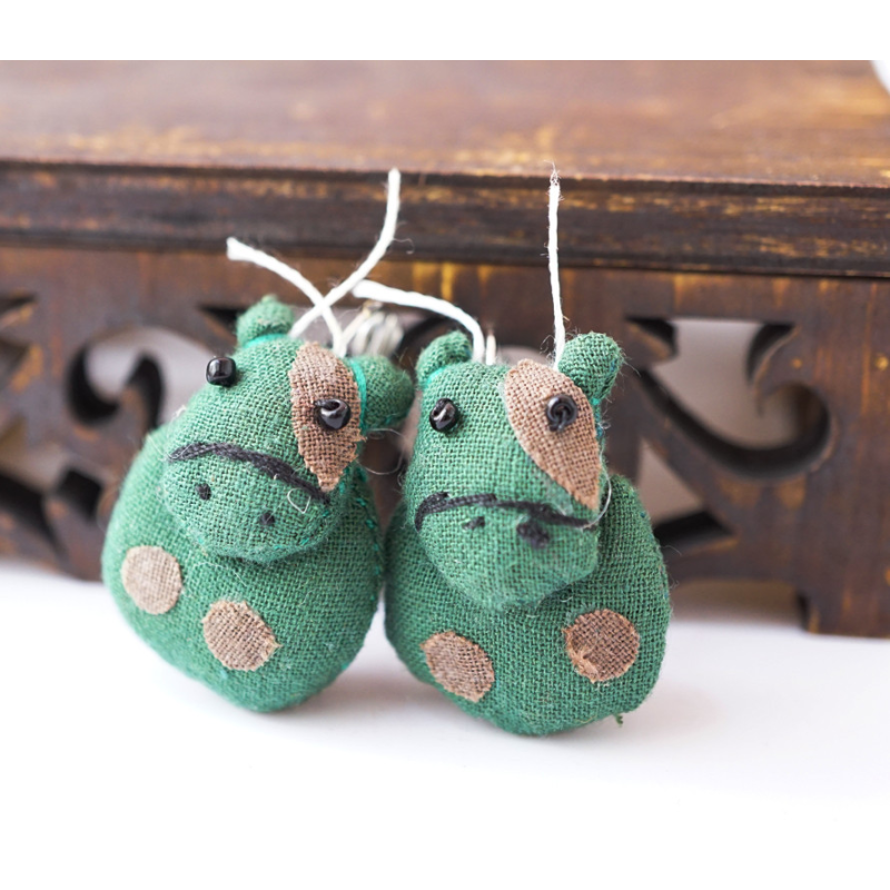 Сережки ганчір“яні Корівка Зелена