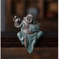 Статуетка Хотей з перлиною на краю