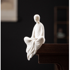 Статуетка Гармонія на краю