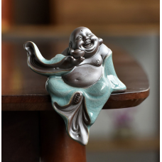 Статуетка Хотей на краю з чашею достатку