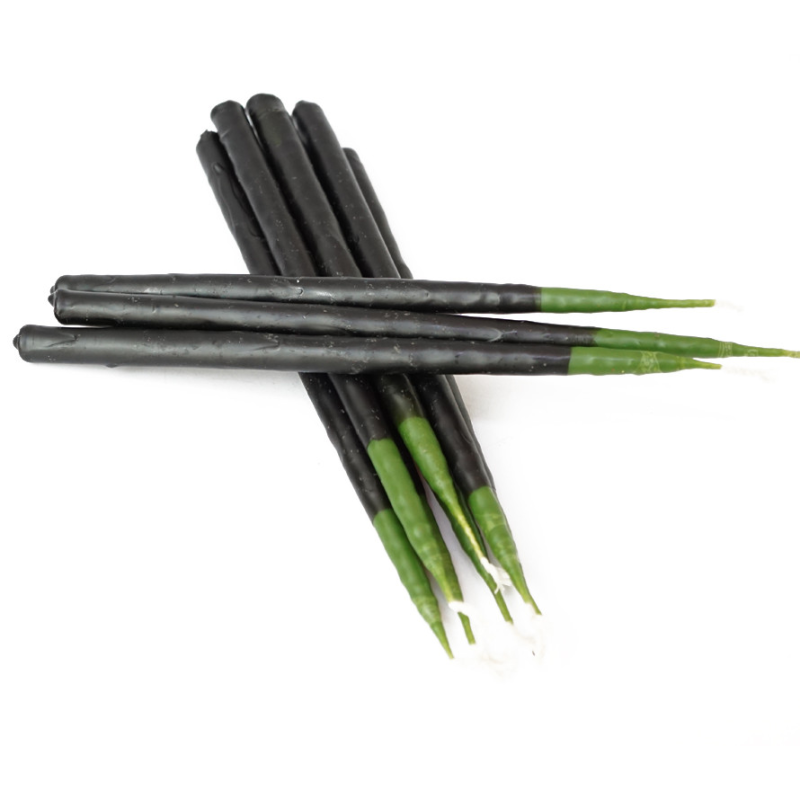 Свічка макана зелена в чорному Свічка макана зелена в чорному