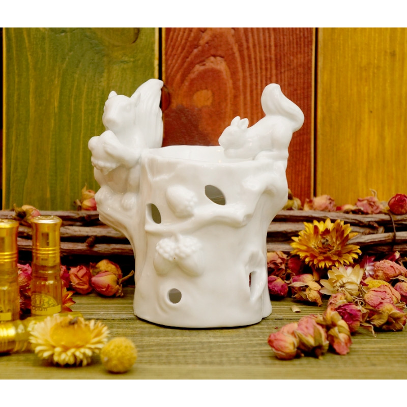 Аромалампа керамічна Дві білки на дереві Біла