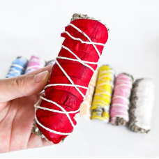 Біла шавлія для обкурювання + червоні пелюстки троянд