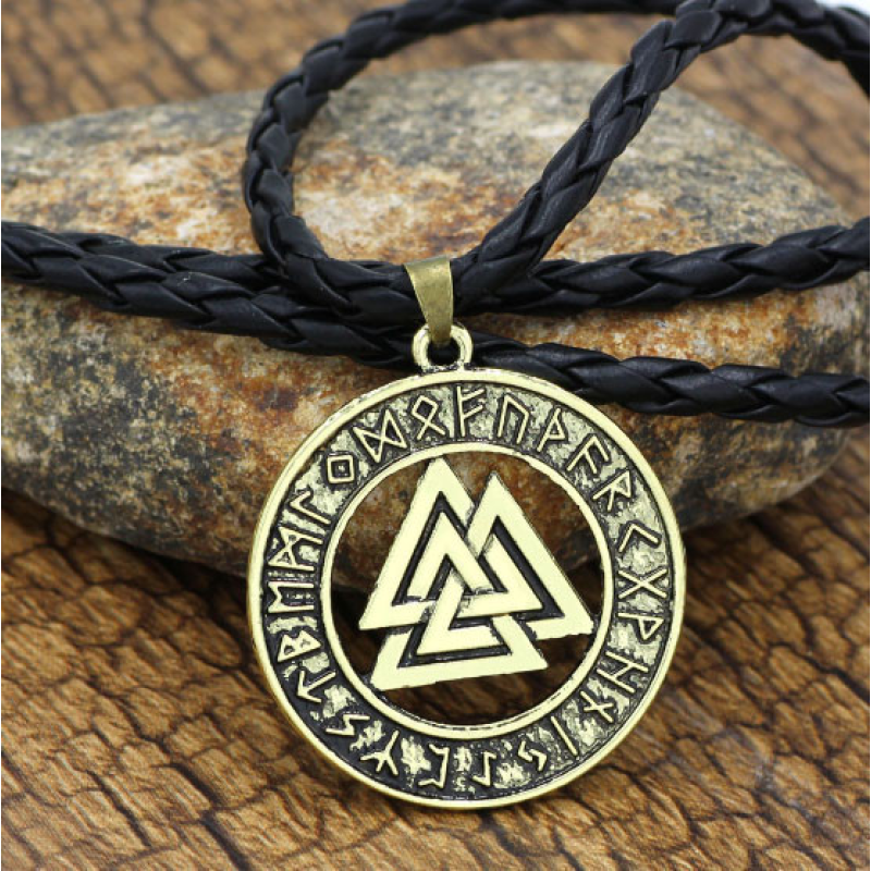 Кулон Тріксель з рунами жовтий метал Кулон Тріксель з рунами жовтий метал