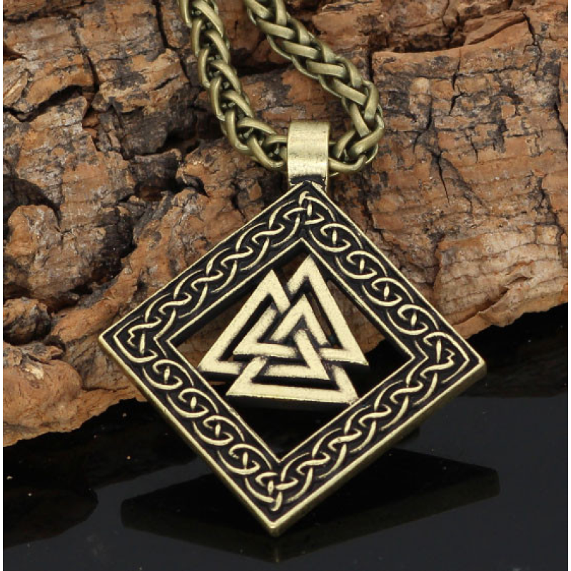 Кулон Тріксель у рамці жовтий метал