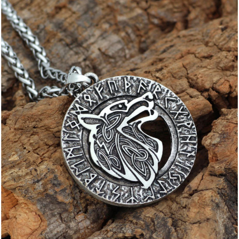 Кулон Вовк білий метал