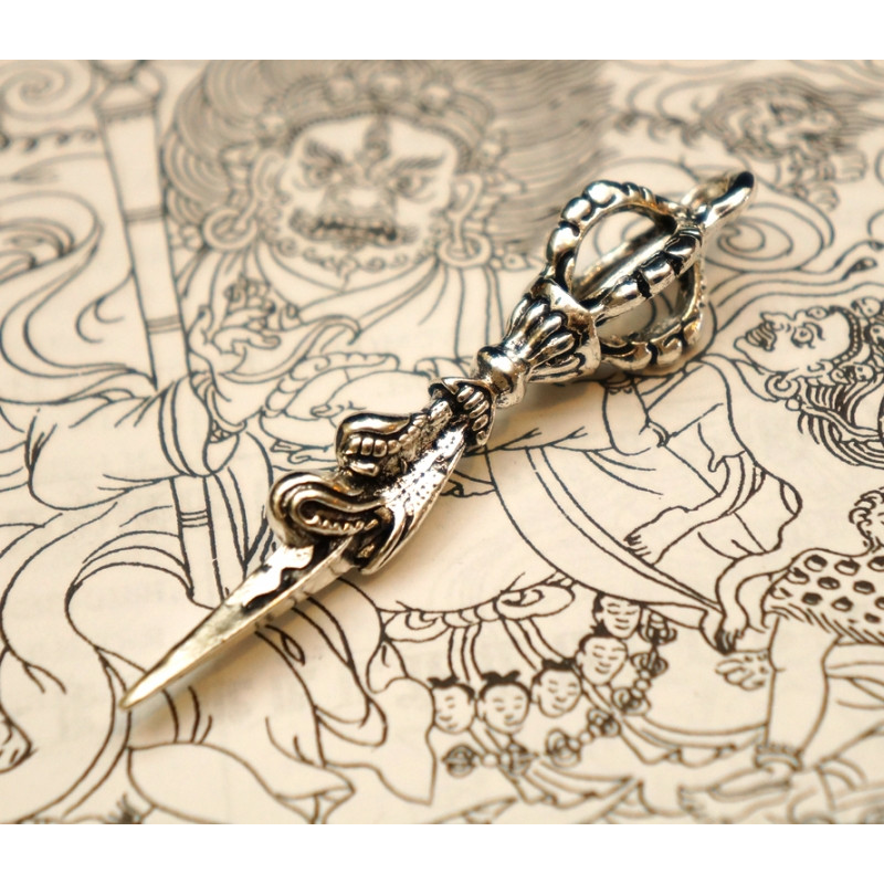 Кулон Пурбу Білий метал