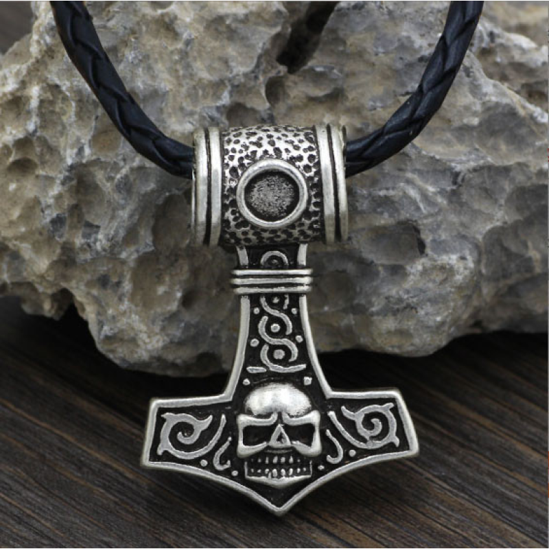 Кулон Молот Тора з черепом