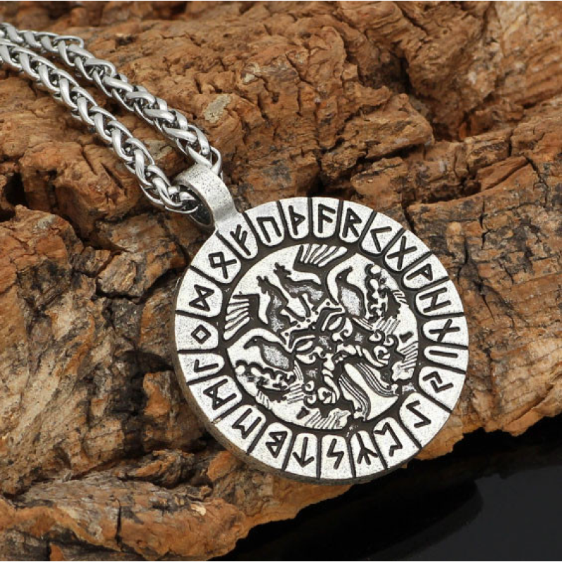 Кулон Один Валькнут