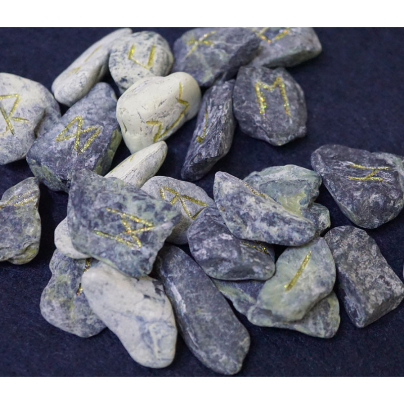 Набір РУН для ворожіння з Зеленого мармуру