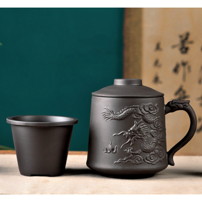 Чашка “Небесний дракон“ із ситом чорна 500мл.