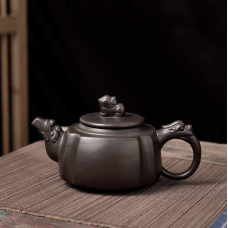 Чайник “Піяо“ з відключенням подачі чаю 300мл.