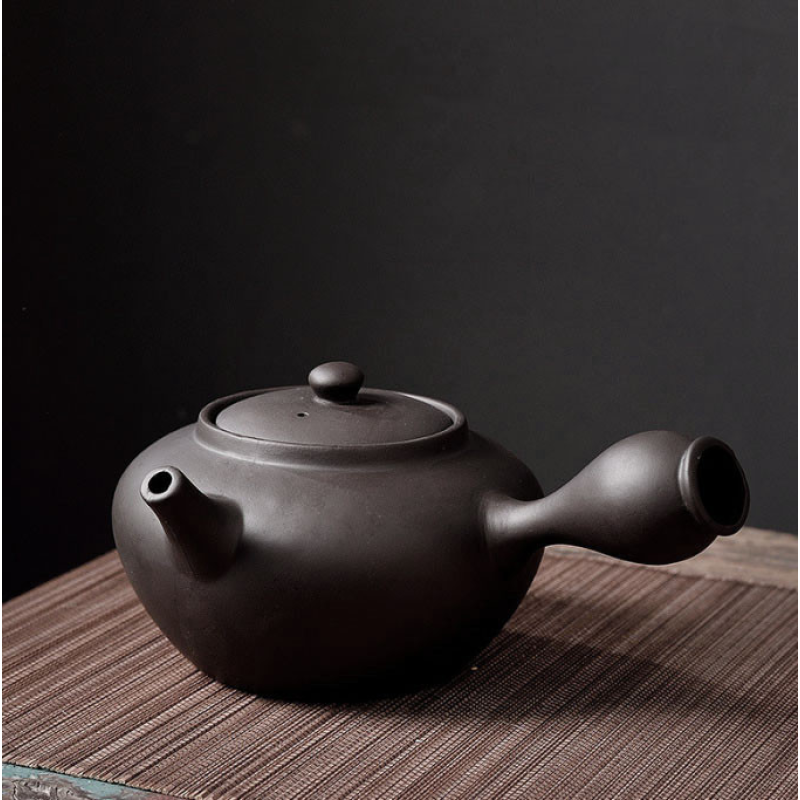 Чайник з ручкою збоку Да Мо чорний 500мл.