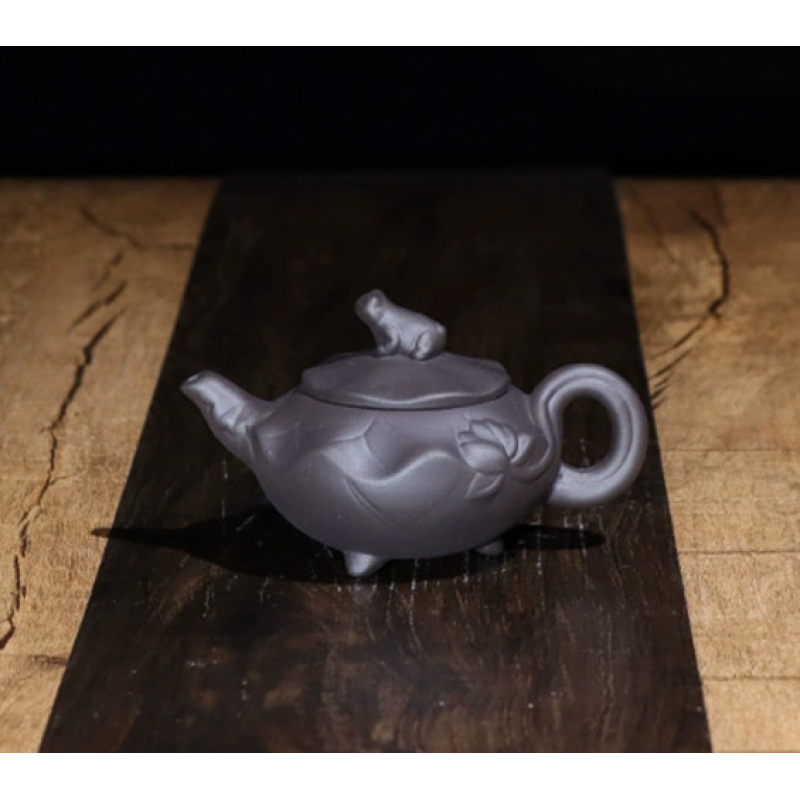 Чайник “Тринога жаба“ Чорний 100мл.