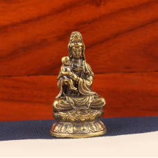 Статуетка Гуань Інь захисниця дітей