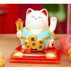 Манекі Неко у кімоно на сонячній батарейці Блакитний