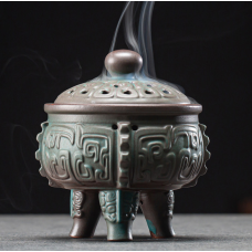 Стародавня тринога курильниця №2