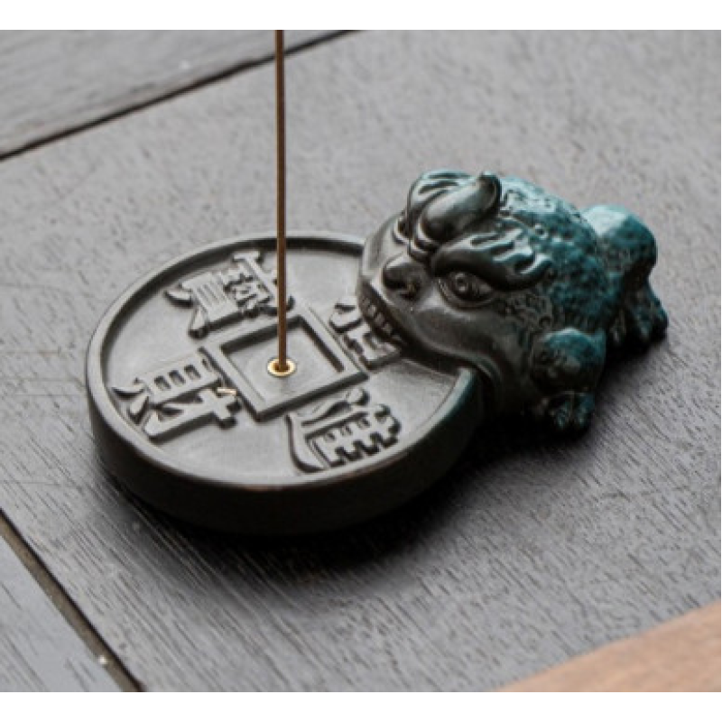 Підставка керамічна Жаба з монетою Коричнева