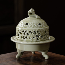 Курильниця Жуї із селадонової кераміки