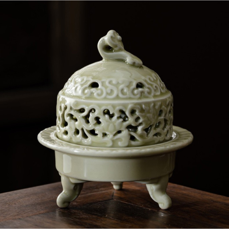 Курильниця Жуї із селадонової кераміки