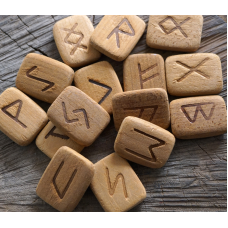 Набір дерев“яних рун для ворожіння Термо Липа