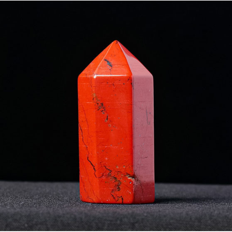 Обеліск Червона яшма