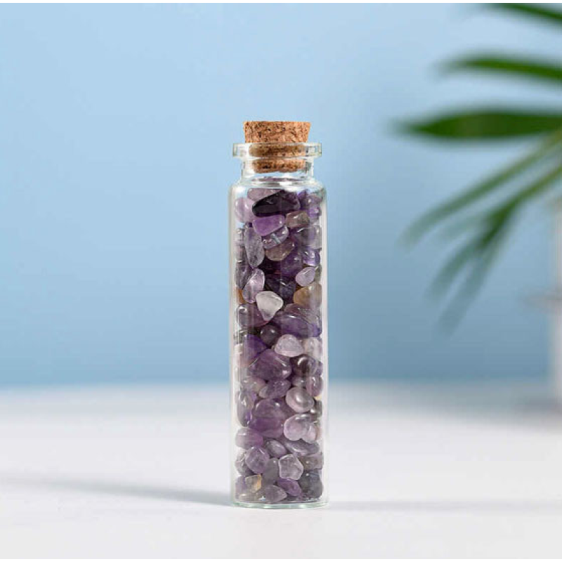 Аметист у скляній баночці Аметист у скляній баночці
