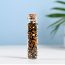 Тигрове око у скляній баночці