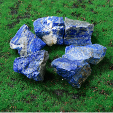 Лазурит необроблений 3-5см.