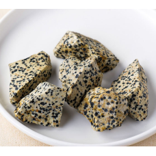 Долматинова яшма необроблений 3-5см.