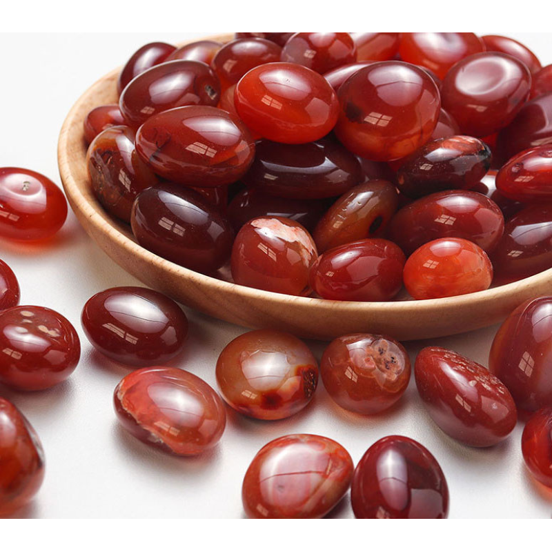 Червоний агат галтівка 2-3см.