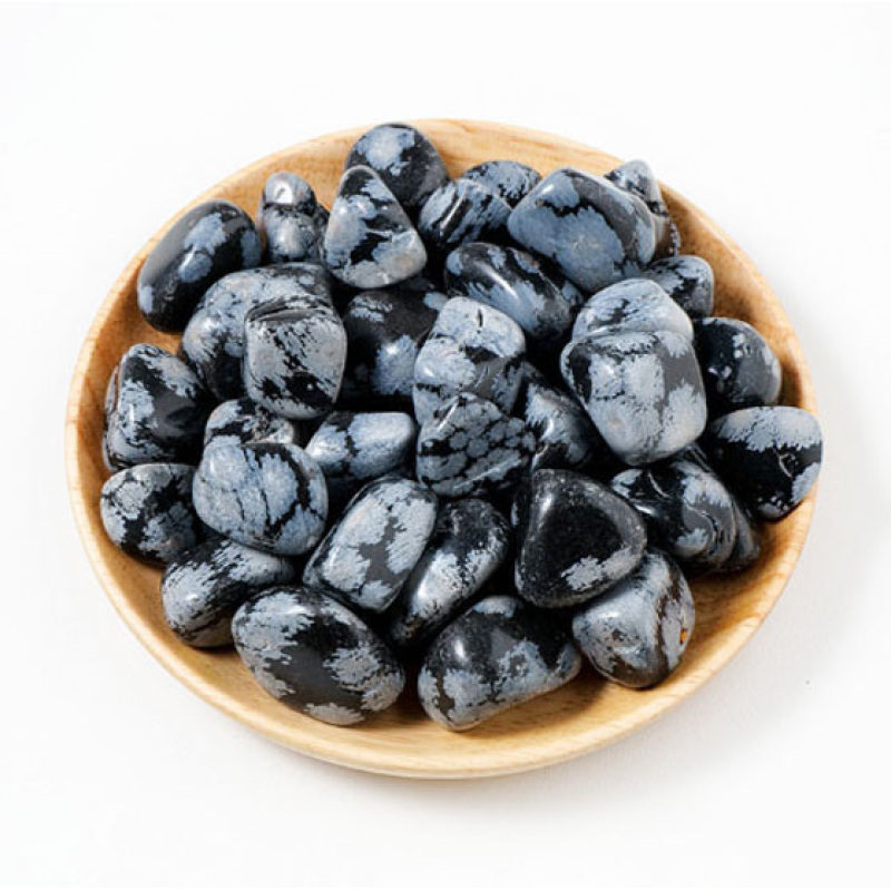 Сніговий обсидіан галтівка 2-3см.