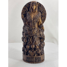 Статуетка слов“янської богині Мара велика дерево