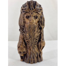 Статуетка слов“янського бога Чорнобог мала дерево