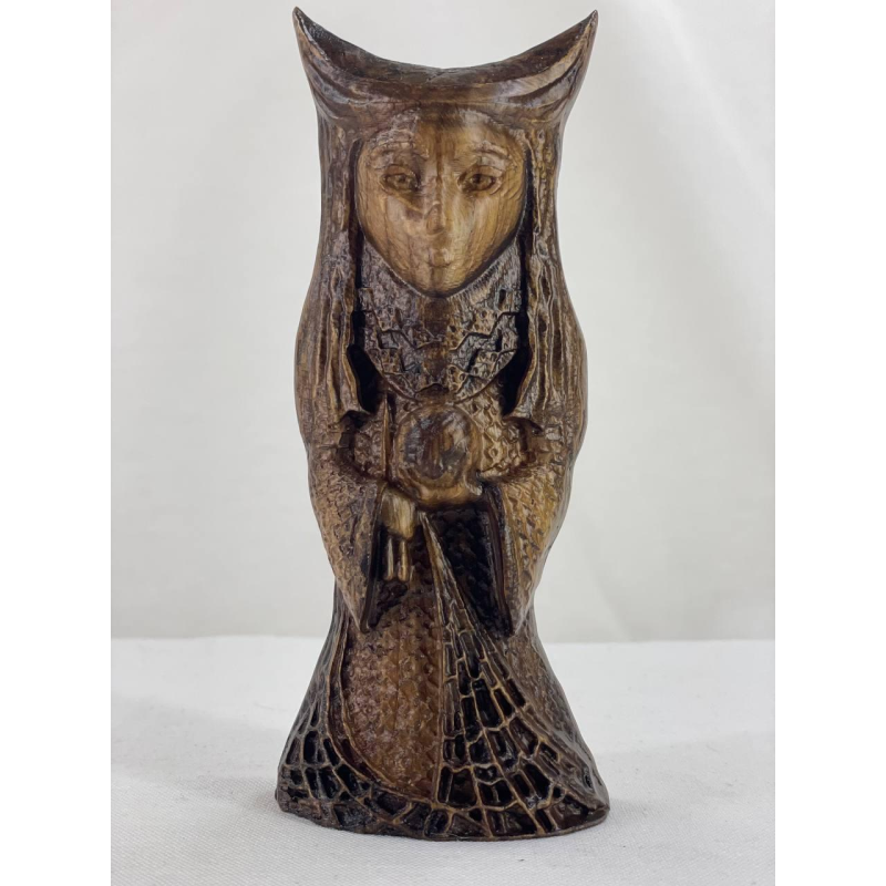 Статуетка слов“янської богині Макош мала дерево Статуетка слов“янської богині Макош мала дерево