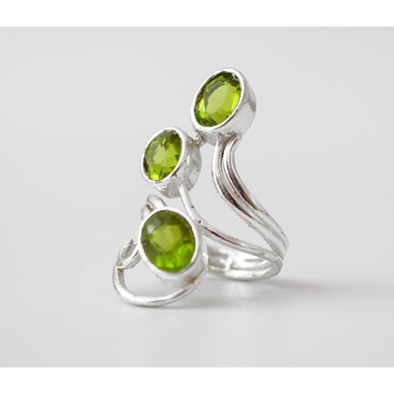 Статуетка вівтарна Гайя