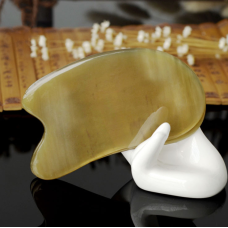 Масажер з рогу Гуа Ша Малюк малий світлий Арт.6011