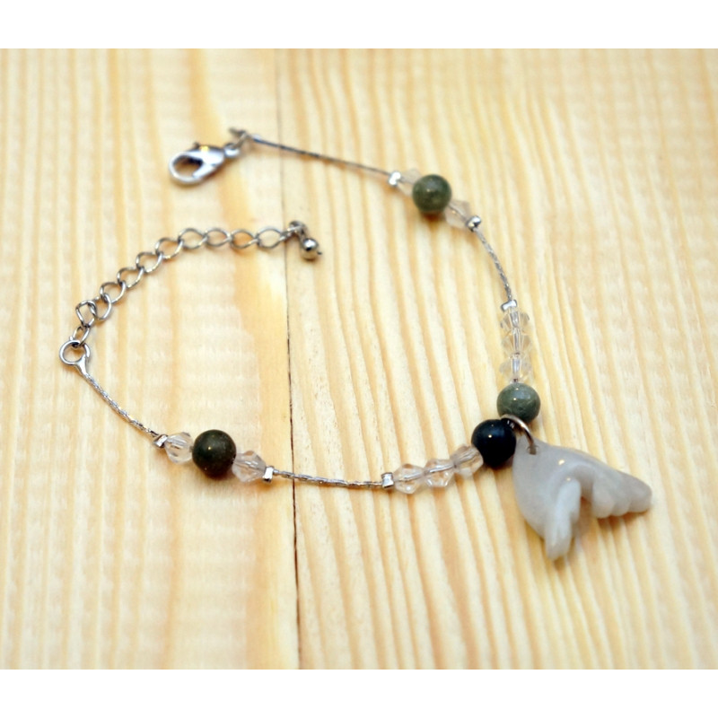 Браслет з нефритовим символом №8