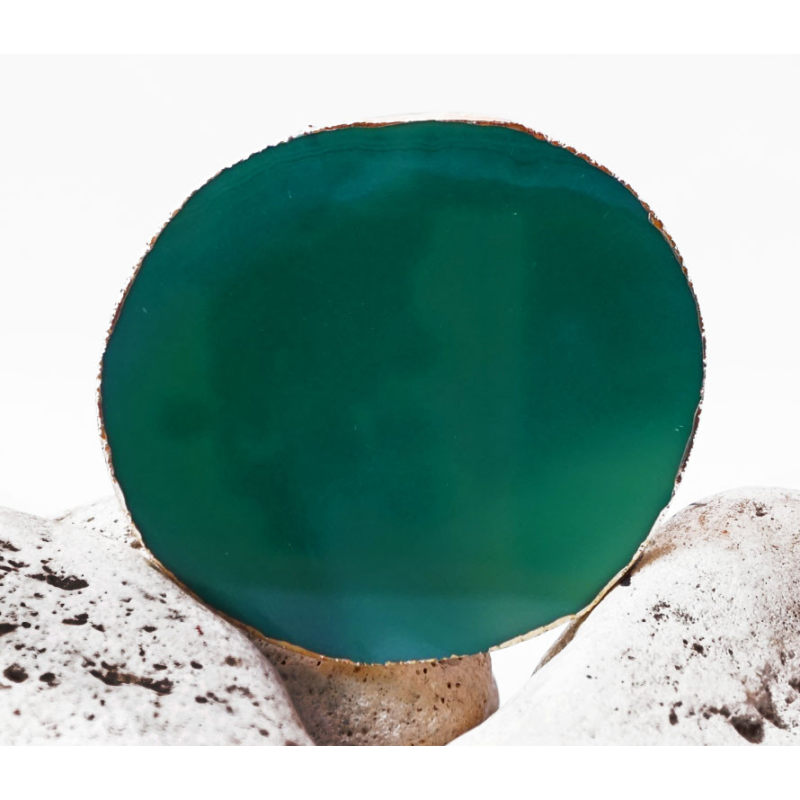 Зріз агата із золотою облямівкою 8 - 10 см. Зелений