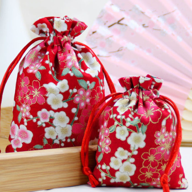 Мішечок х\б Квіти вишні Червоний Мішечок х\б Квіти вишні Червоний