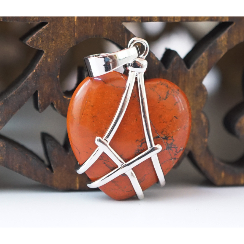 Кулон Серце в сітці вставка Червона яшма