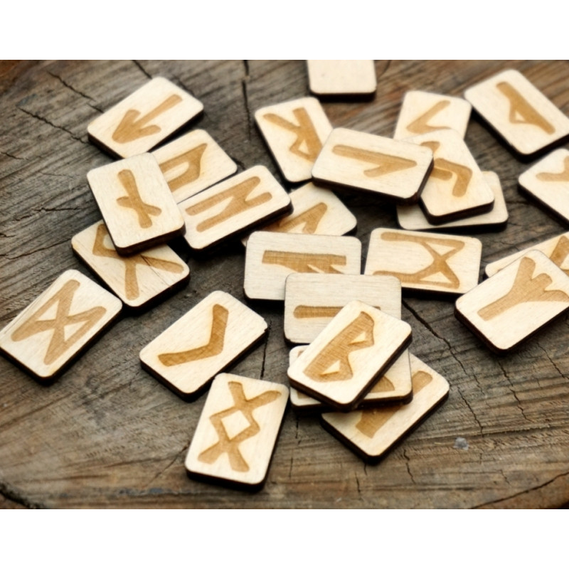 Руни в пакеті фанера