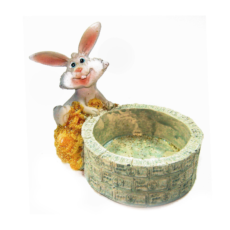 Зайчик із свічником - С