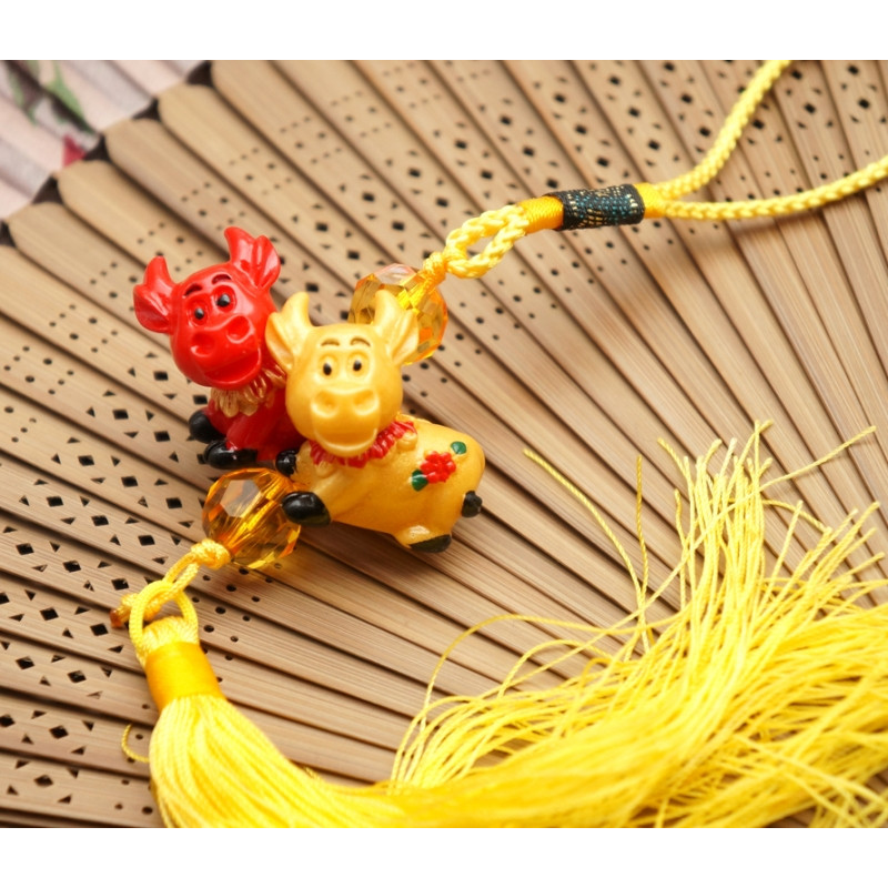 Підвіска з пензликом Два Бички