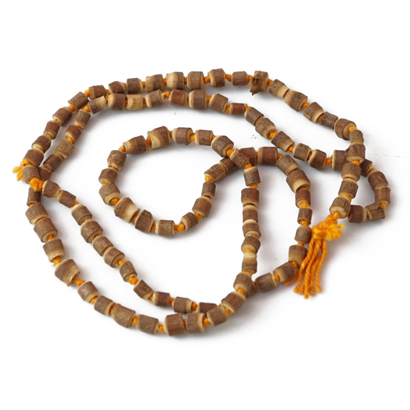 Чітки з дерева Нім із корою перев“язані 6мм.