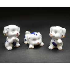 Три собачки фаянс
