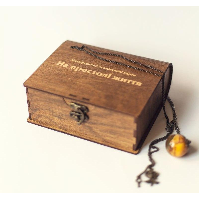 МАК «На престолі життя»