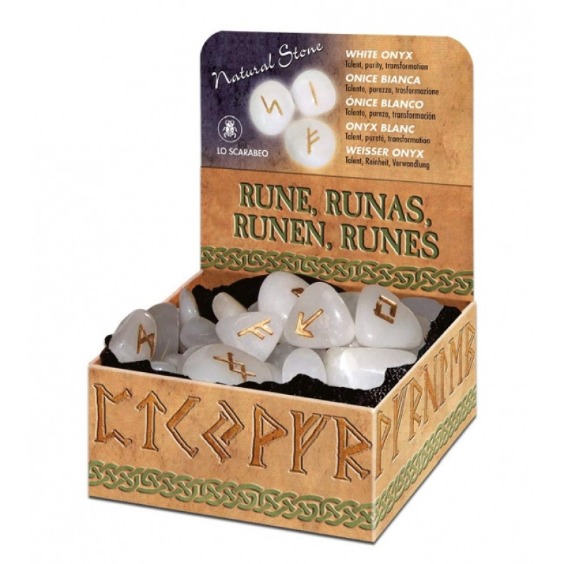 Руни з білого оніксу. Lo Scarabeo
